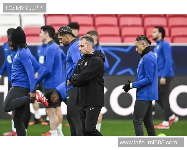 阿斯报报道弗里克与巴萨各部门会晤共同探讨球队表现提升方案 阿斯报报道弗里克与巴萨各部门会晤共同探讨球队表现提升方案