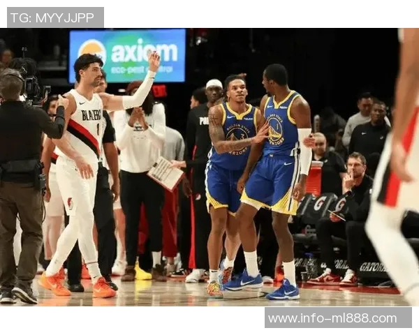 库明加连续两场比赛穿欧文球鞋引发球鞋市场热潮